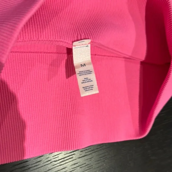 Pink ribbed Sports Bra and Shorts Set - Picture 8 of 8